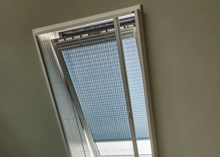 Afbeelding 3 Luxaflex Horren actie 700x500 Afbeelding 3 Luxaflex Horren actie 700x500